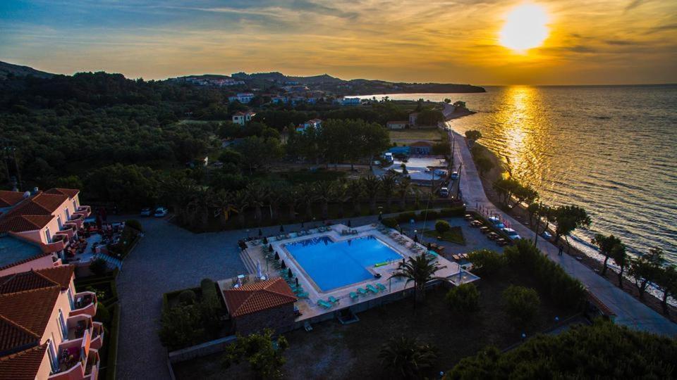 Hotel Bella Vista Мітімна Екстер'єр фото